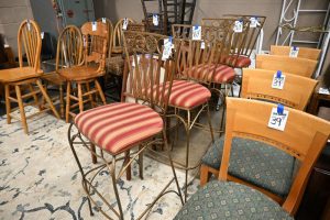 Greens pre-owned furniture-59